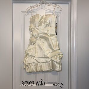 NWT Elegant Strapless Cream Dress with Rosette Accents